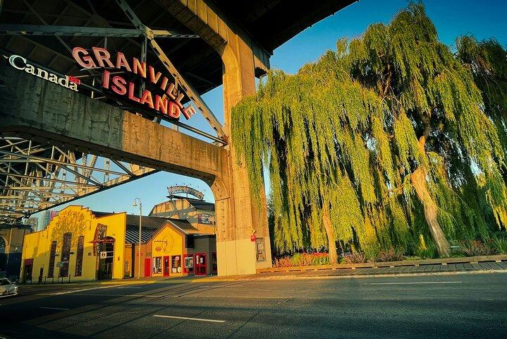 Ultimate Vancouver City Tour: Landmarks, Views and Capilano