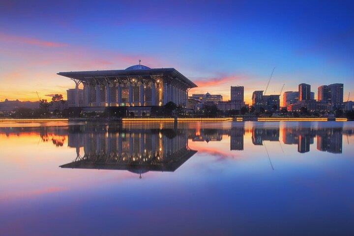 Putrajaya by Night: Sunset Views, Iconic Bridges & Lake Cruise