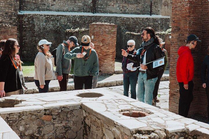 Pompeii Guided Tour with Tasting Experience inside the Ruins