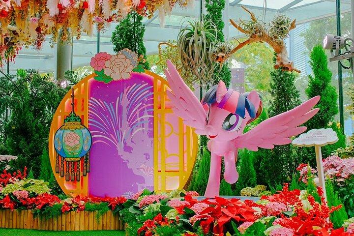 Gardens by the Bay: Cloud Forest + Flower Dome + Floral Fantasy
