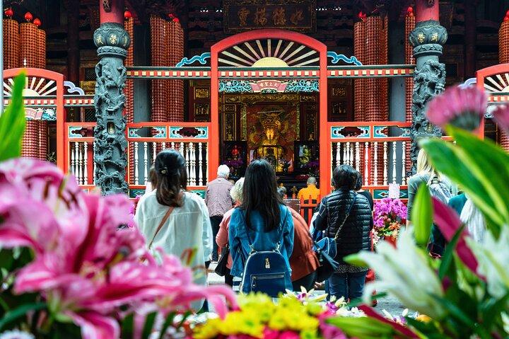 Taipei Private Custom Tour with a Local: Highlights & Hidden Gems