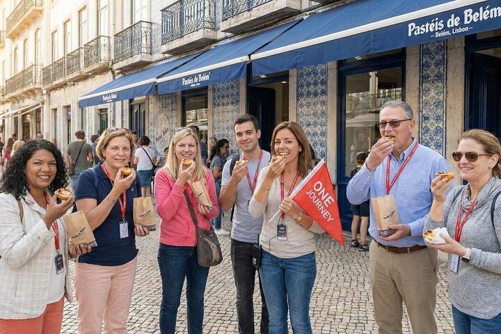 Belem Walking Tour with Pastéis Tasting and Jerónimos Monastery