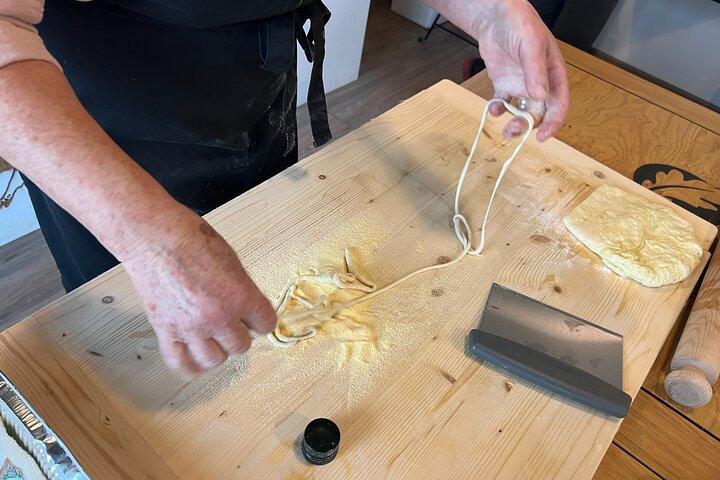 Cooking class in an authentic Tuscan farm