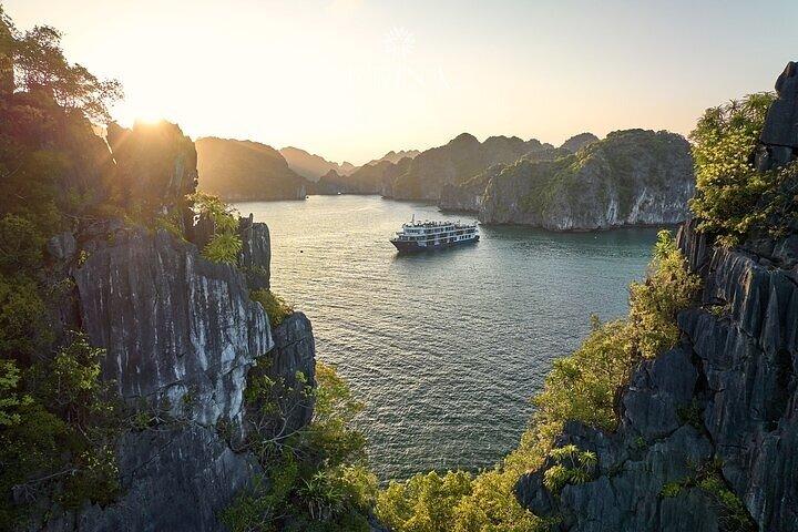 Erina Cruise 3-day Explore Halong Bay and Lan Ha Bay from Hanoi