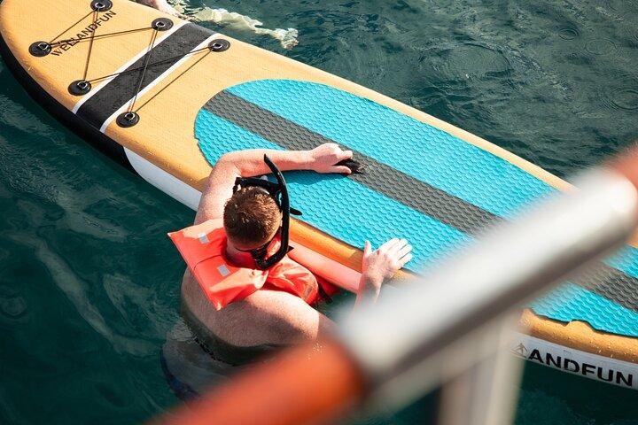 Cabo San Lucas Luxury Yacht Snorkel Cruise with Gourmet Lunch