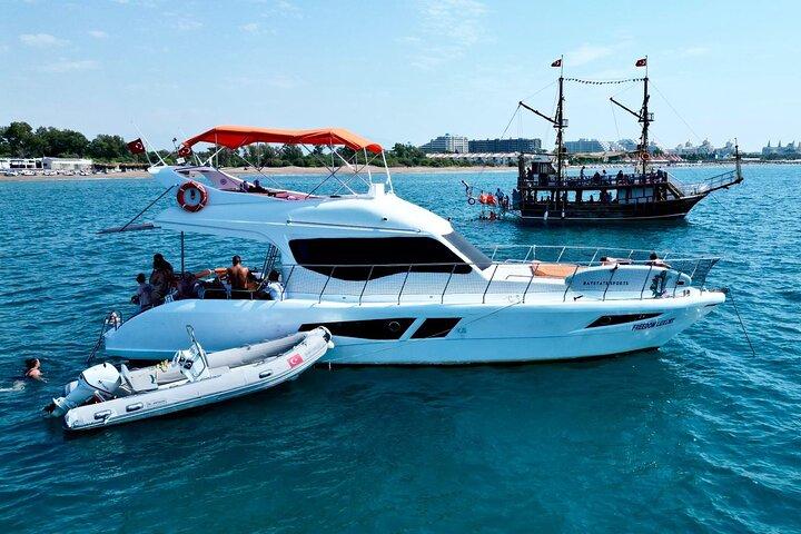 Antalya Private Yacht Tour with Jacuzzi & Transfer