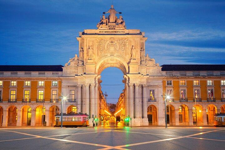 Lisbon Private Tour with Local Guide