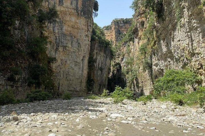 Osum Canyon Rafting & River Tubing
