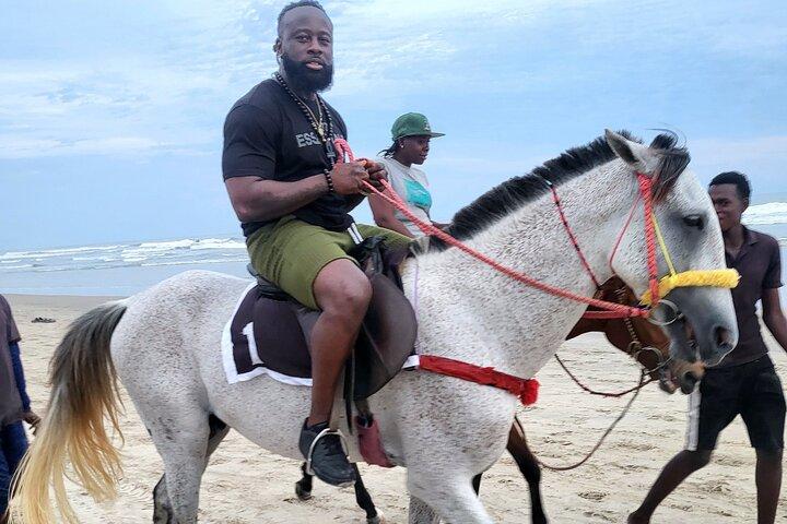Ghana Accra Day Tour Labadi Beach And Kwame Nkrumah Memorial