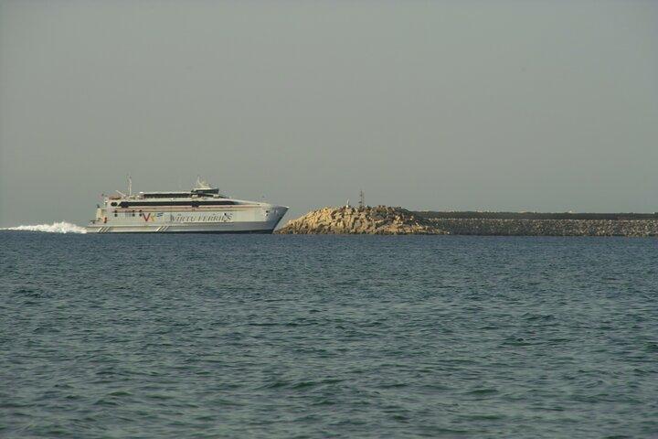 TAXI from Pozzallo port to SIRACUSA with tour Option or viceversa