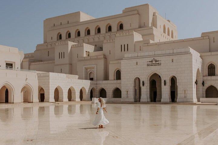 Muscat half day city tour with guide and lunch