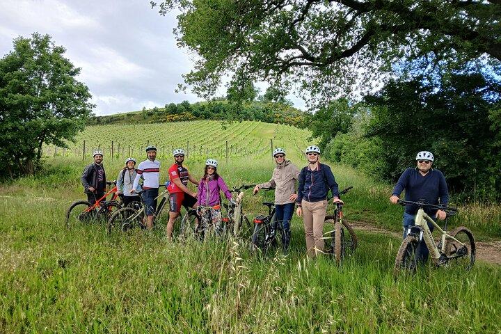 Assisi - Ebike tour to Spello and Bevagna