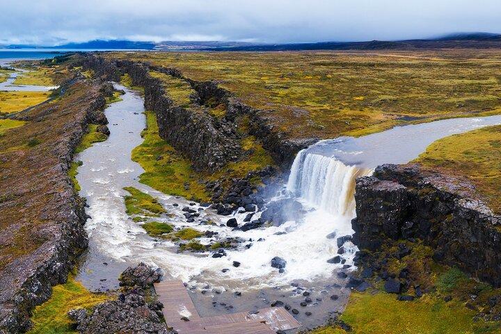 Iceland from Reykjavik: Golden Circle Tour with Local Surprise