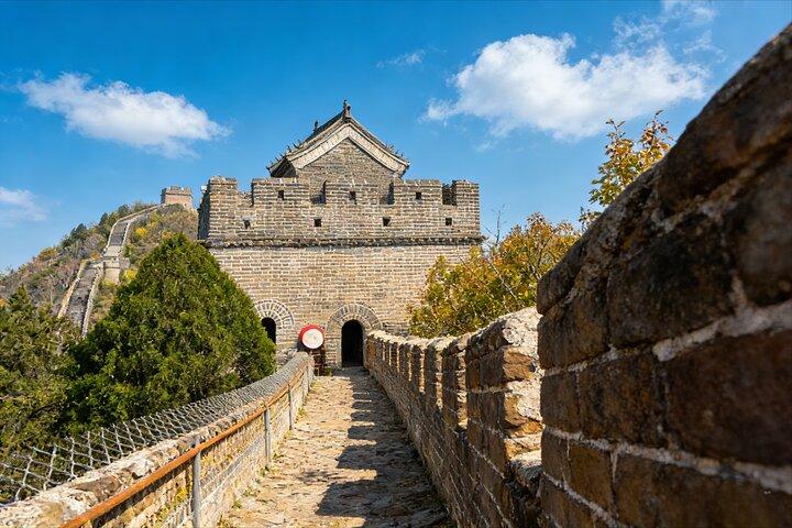 Tianjin Port Private Round Trip Transfer to Huangyaguan Great Wall
