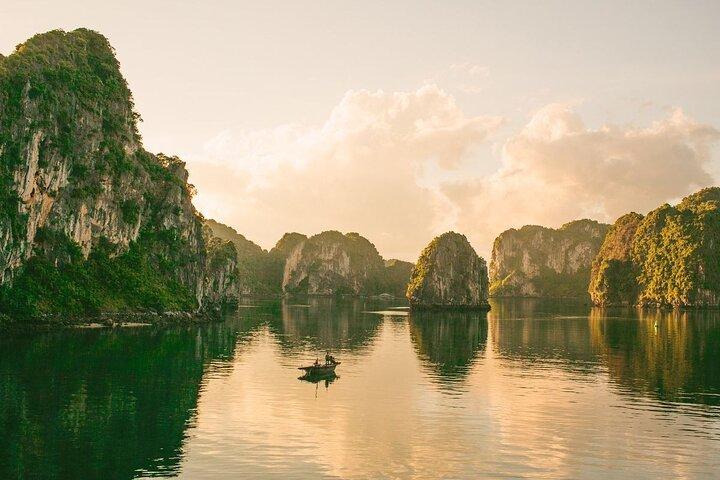 Hanoi City Tour and Ha Long Bay Tour