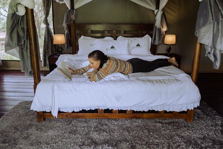 4-Day Luxury Fly-In from Zanzibar for the Wildebeest Migration