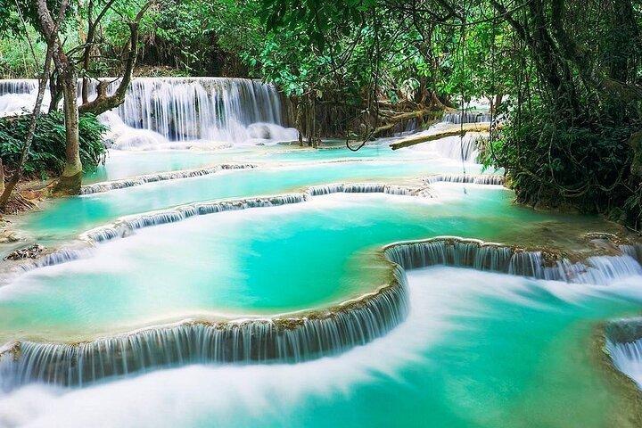 Luang Prabang Premium Cruise to Pak Ou Caves and Kuang Si Falls