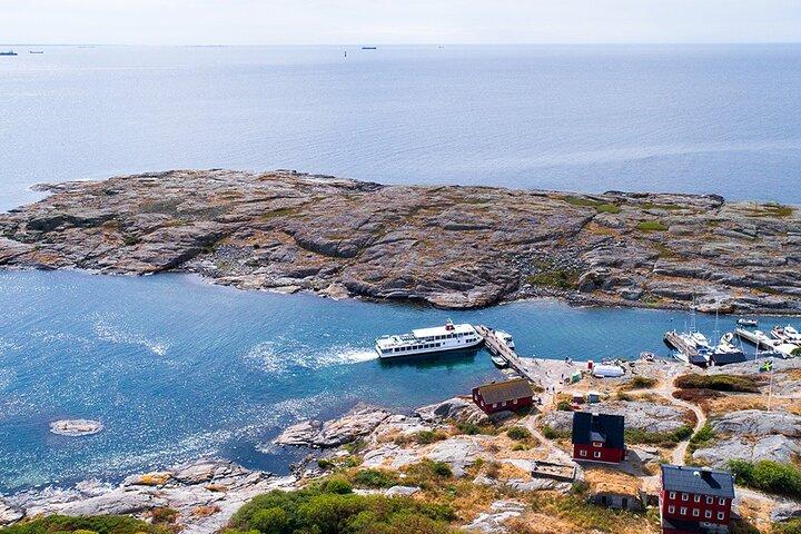 Guided boat tour to Vinga in Gothenburg