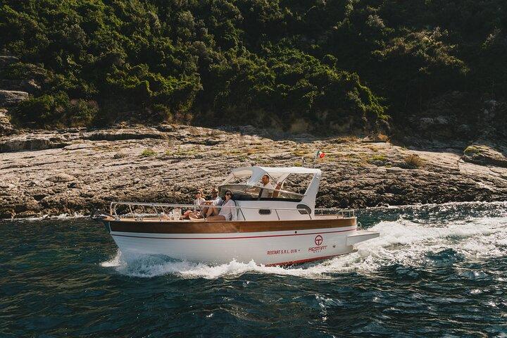 Daily trip to Ischia from Sorrento or Positano - Gozzo 25FT