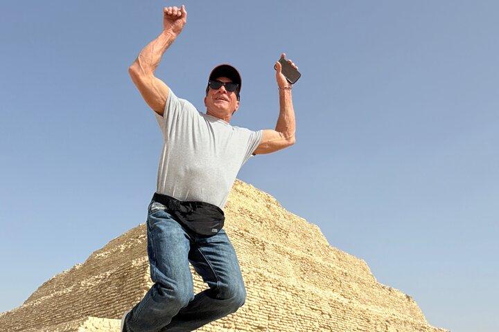 Day tour to Giza pyramids & sphinx, saqqara and Memphis