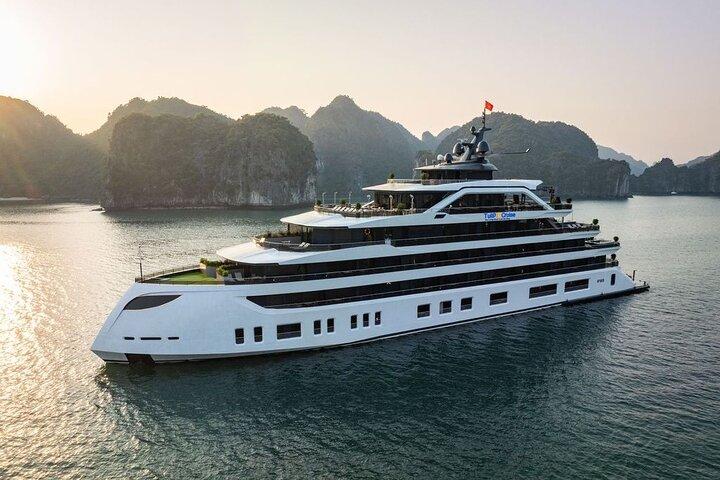 Tulip 6 Star Cruise Ha Long and Lan Ha Bay 2D1N from Hanoi