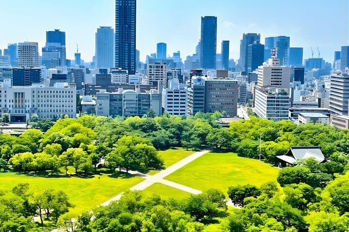 Osaka Castle: Samurai Stories & Hidden Secrets Tour