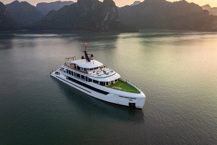Hera Imperial Elite Day Cruise Ha Long
