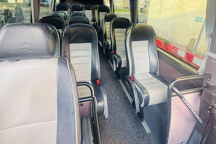 Sprinter Class London Gatwick Airport to London