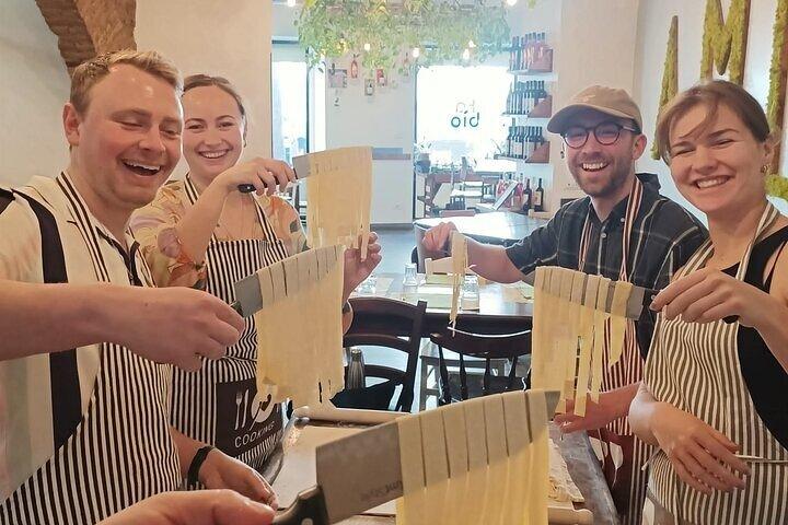 Rome Pasta Making Class and Tiramisù near Spanish Steps
