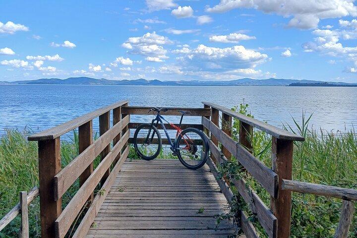 E Bike Tour on the Lake Trasimeno Cycle Path