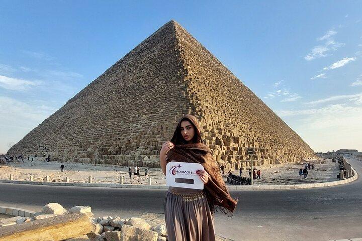 Private Giza Pyramids and Sphinx tour
