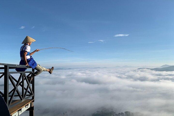 Dalat Early Morning Cloud Hunting and Sunrise Adventure Tour