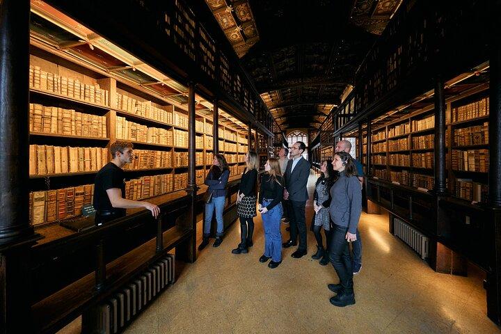 Harry Potter Bodleian Library, Oxford and Lacock Day Tour