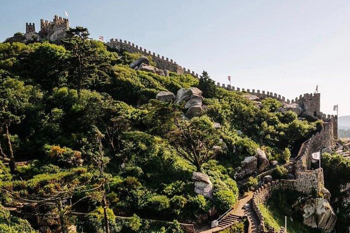 Small Group Tour: Sintra, Pena Palace, Moorish Castle & Cascais