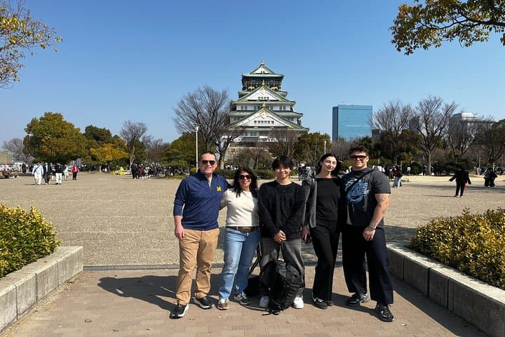 Osaka Early Morning Tour with English-Speaking Guide Dotonbori