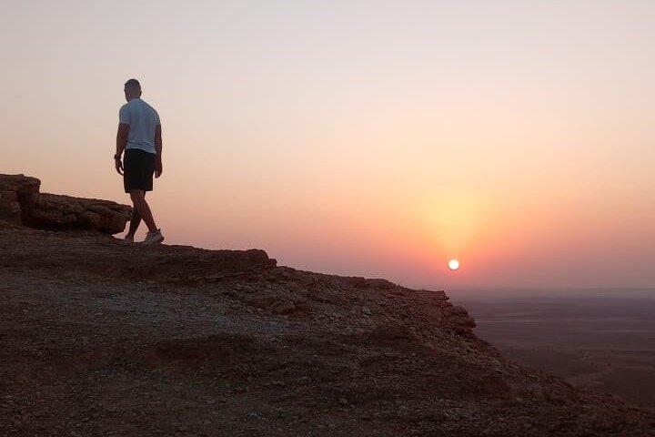 Riyadh Desert Adventure Edge of the World Guided 4x4 Tour
