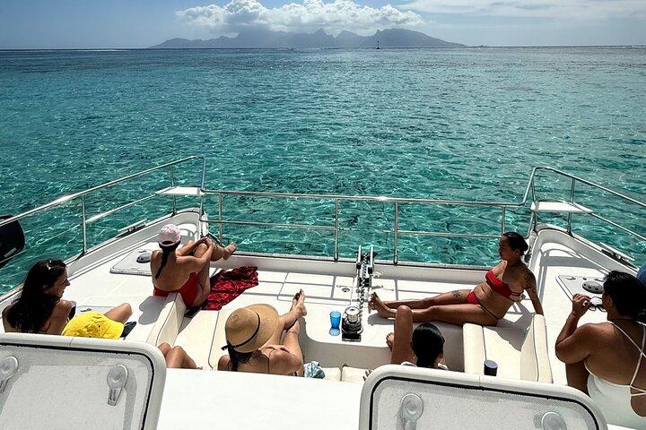 Papeete: Premium Cruise on the Lagoon & Homemade Creations
