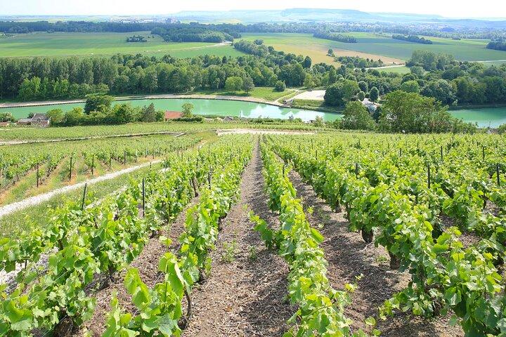 Epernay Audio guided walking tour 1h00 and 15 audio comments