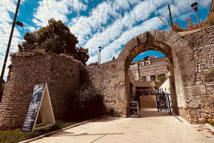 Private tour: Discover Pula with a Local History Teacher
