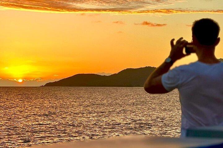Vieques Bio Bay Tour and Beach Day Trip from San Juan by Ferry