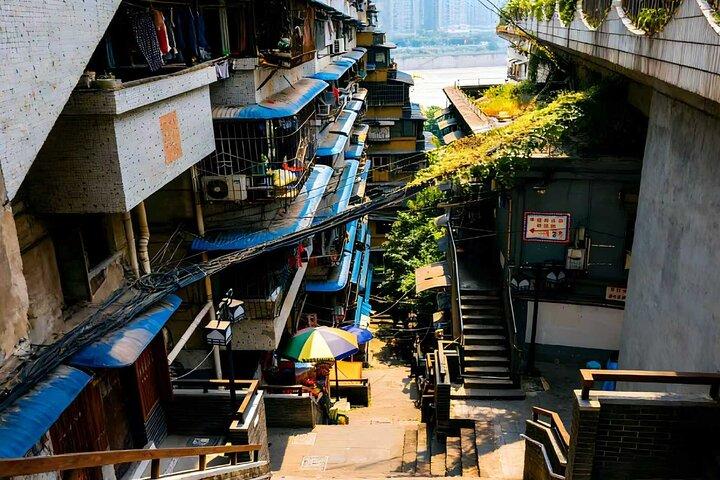 Chongqing Private Layover: Explore the City's Must-See Highlights