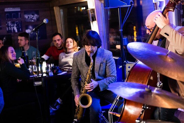Jazz Boat: Popular LIVE JAZZ cruise