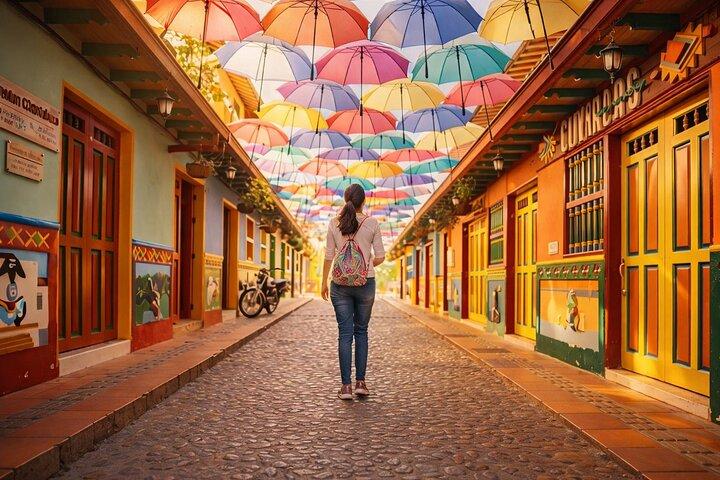 Private Tour to Guatapé and The Rock of El Peñol from Medellín!