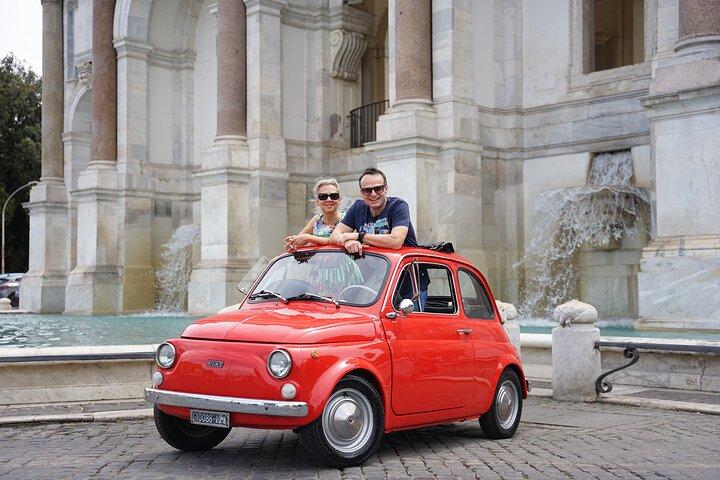 Private Photo Session with Vintage Red Fiat 500 at Rome