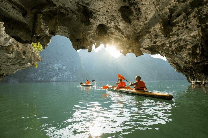 Luxury Lan Ha 2 days 1 night cruise