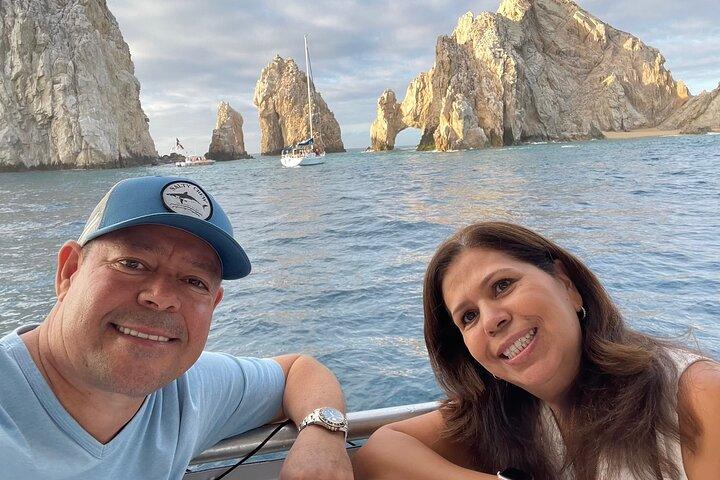 Cabo San Lucas Sunset Dinner Catamaran Cruise to the Arch