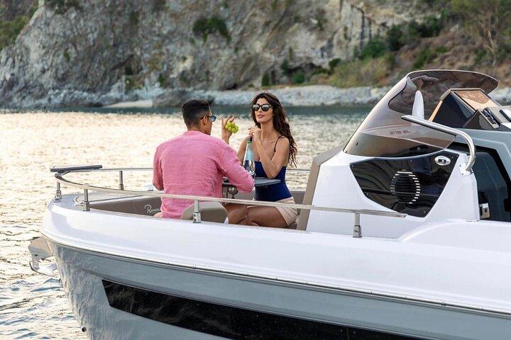 Monopoli 3h private and luxurious boat tour