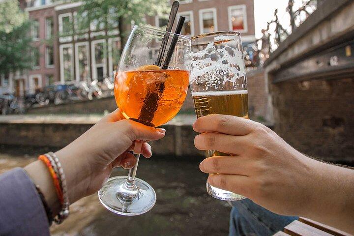 Private Amsterdam Red Light District and Pub Tour including drink
