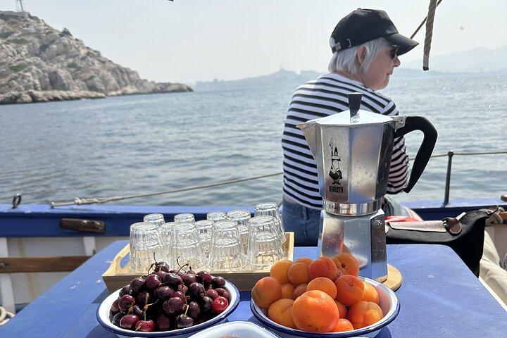 Chateau d'if sailing cruise, Friuli creeks & swimming