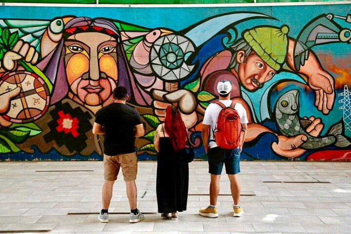Santiago Half-Day Walking Tour with Hotel Pick up & Food Sample